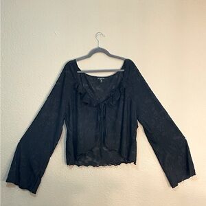 PrettyLittleThing Plus Size Black Mesh Tie Crop Top- Size 26